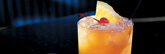 Whisky sour coctel cocktail bourbon