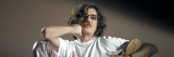 Adela en el carrusel, Charly García