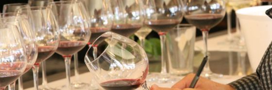 wine conetst red wine glasses