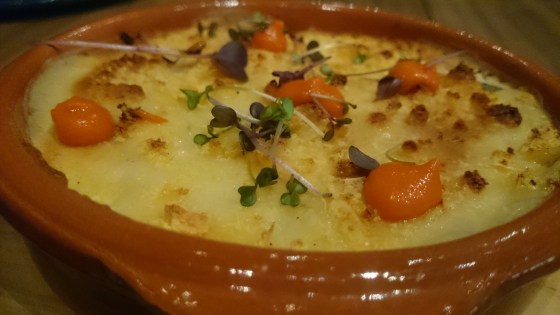 chalupa con guiso rojo moreno caracas